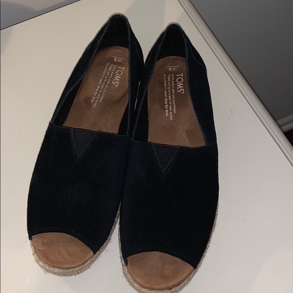 black open toe espadrilles